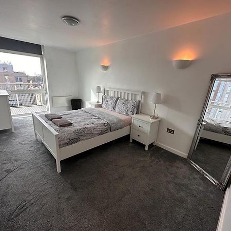 Recently Refurbished Apt Central Mk Free Parking Милтън Кейнс Екстериор снимка
